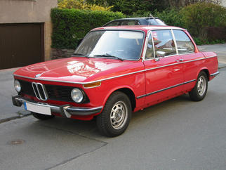  02 (E10) 1967-1977